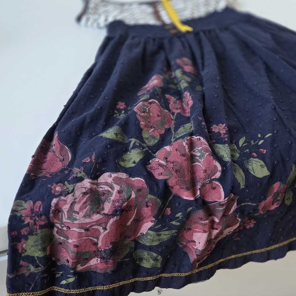 Dress - Picture 5 of 6